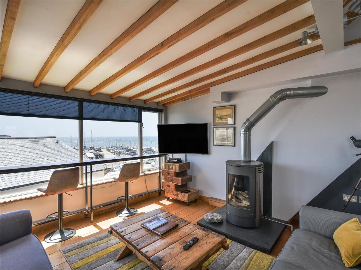 The Lookout Apartment Лайм Риджис Екстериор снимка